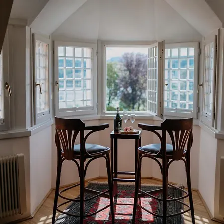 Turmapartment Mit Seeblick By Seebnb * Velden am Wörthersee