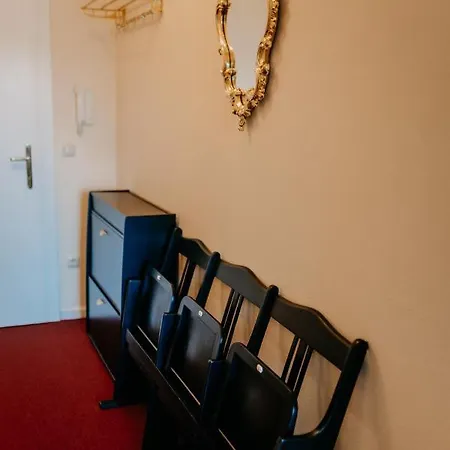 Turmapartment Mit Seeblick By Seebnb * Velden am Wörthersee